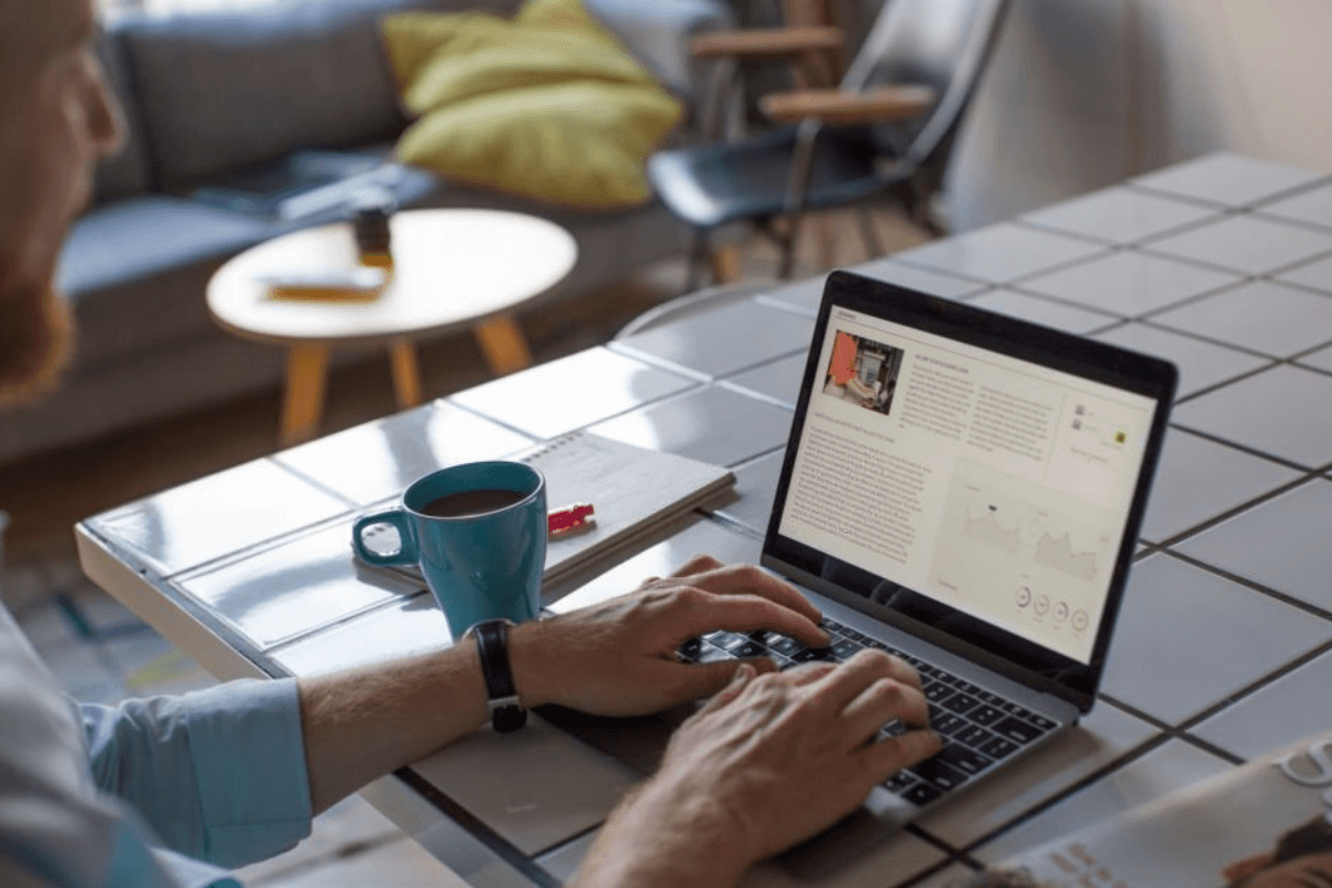 How Paraphrasing Tools Help to Write Best SEO-Friendly Blog?