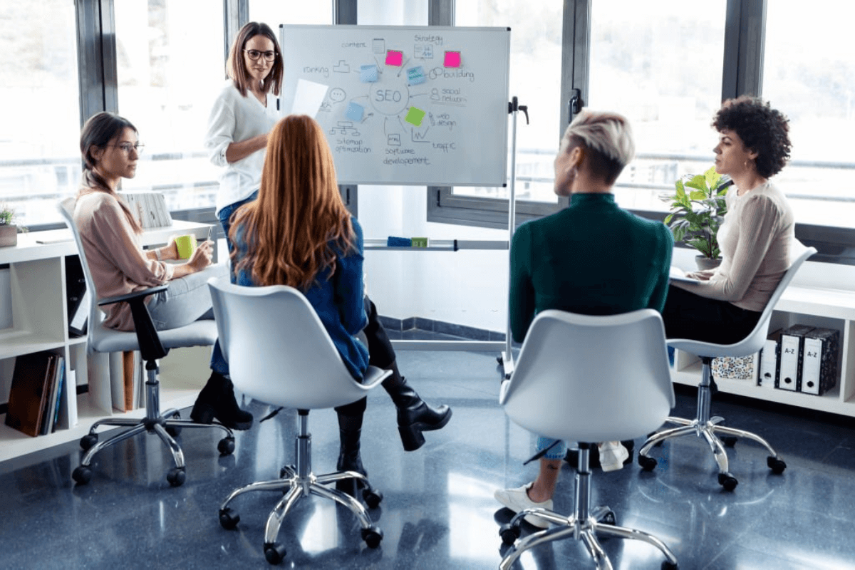 Why Should A Business Hire A Best SEO Agency In Dubai?