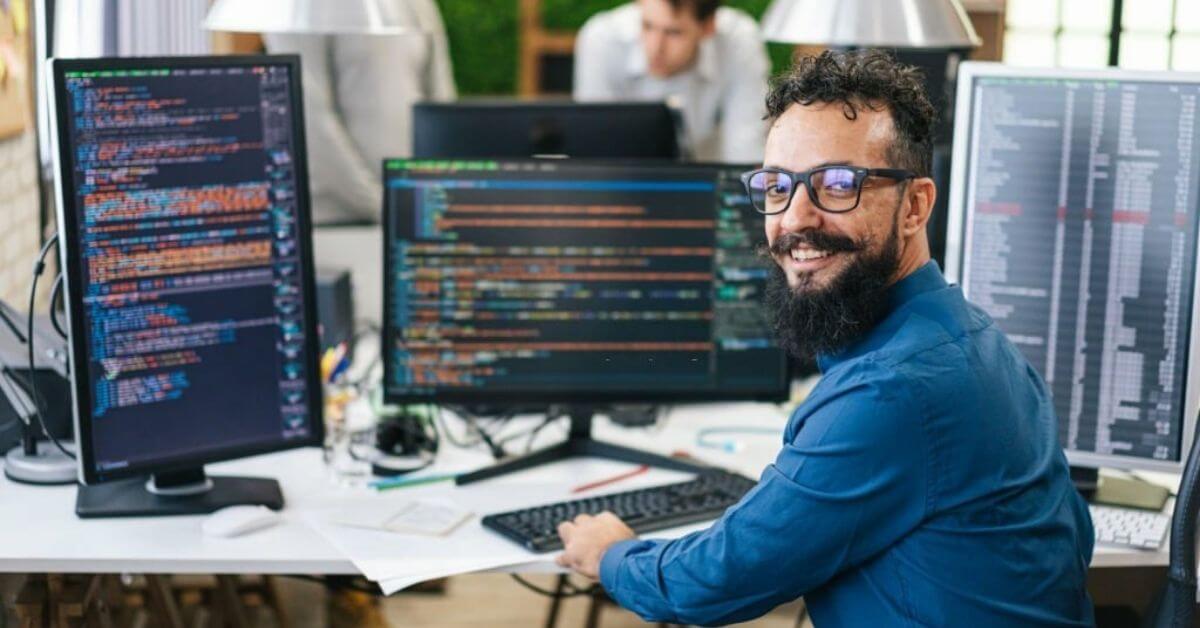 Top 10 Destinations to Hire the Best Software and Mobile App Developers in 2024