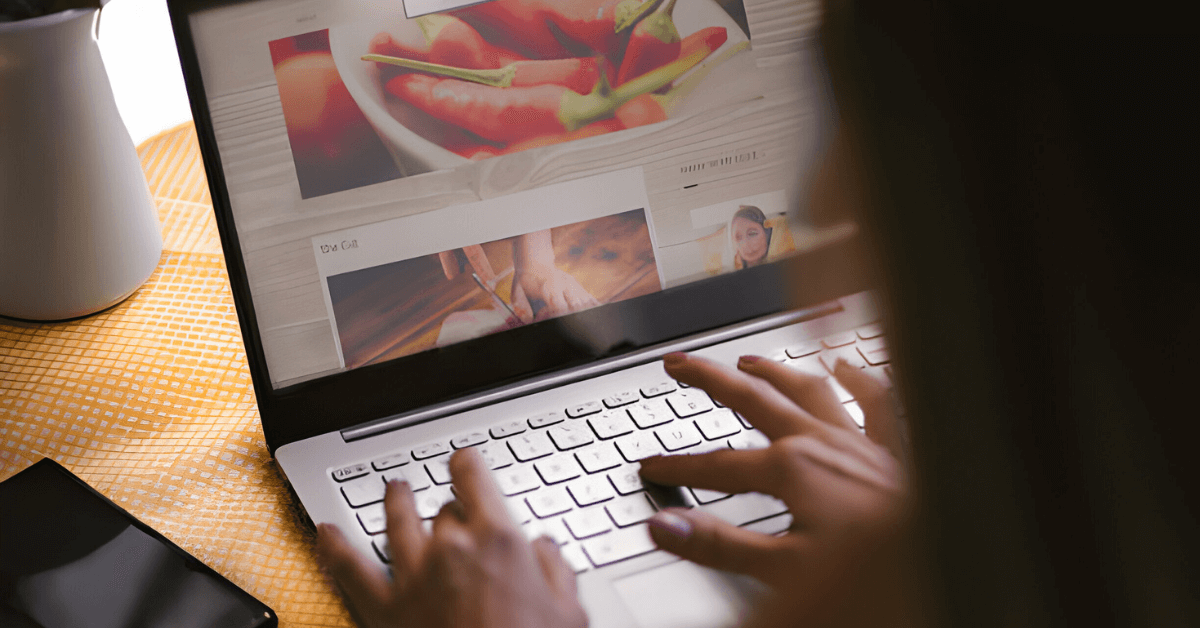 5 Reasons LinkedIn Bloggers Need a WordPress Website
