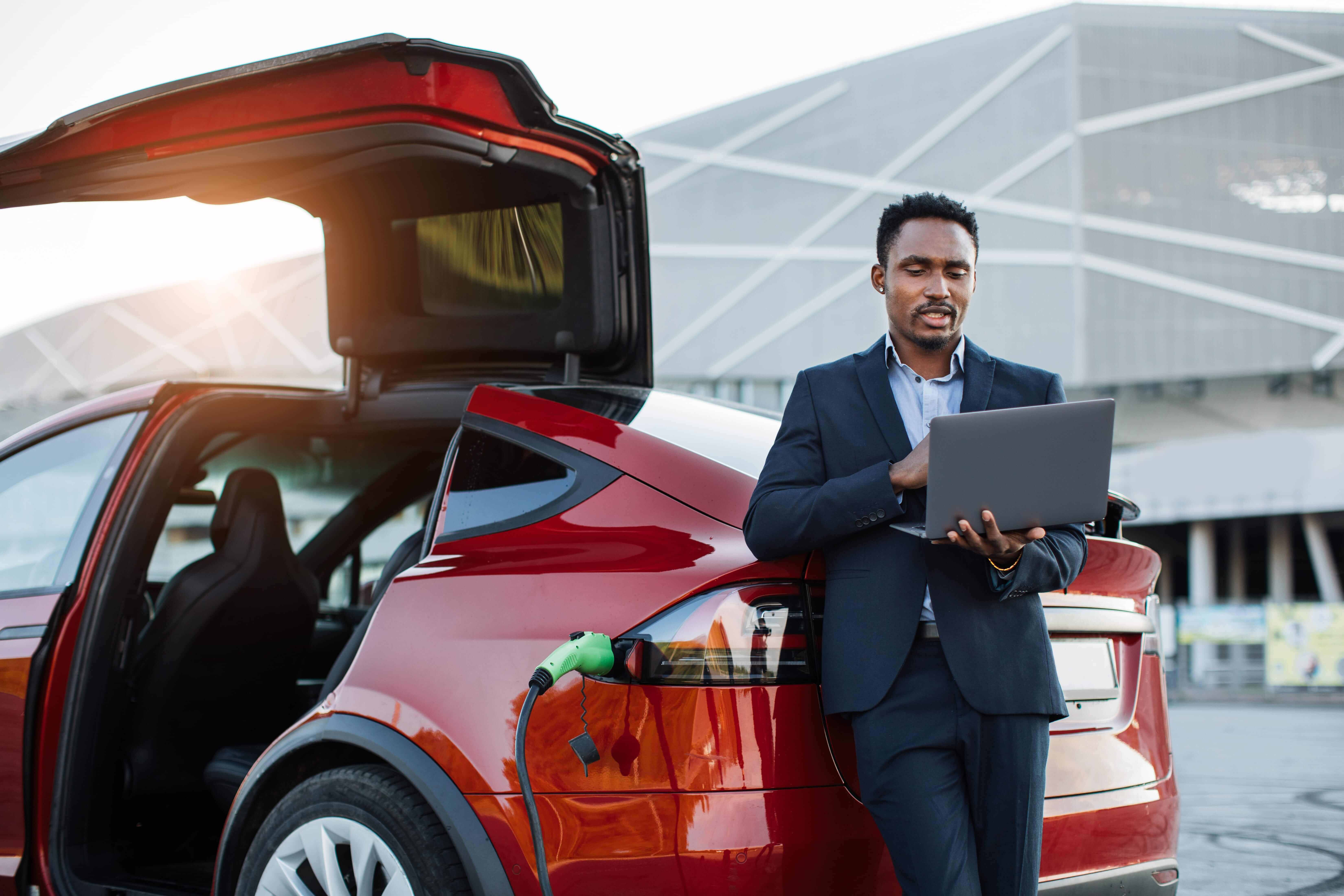 Automotive Software Trends Driving the Future of Autonomous and Electric Vehicles