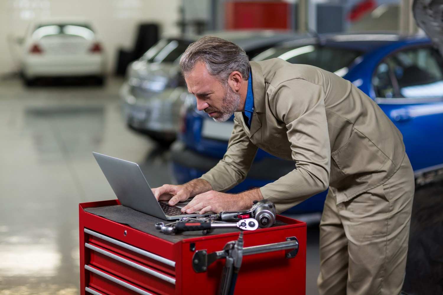 Why the Most Successful Small Businesses Use Automated Systems