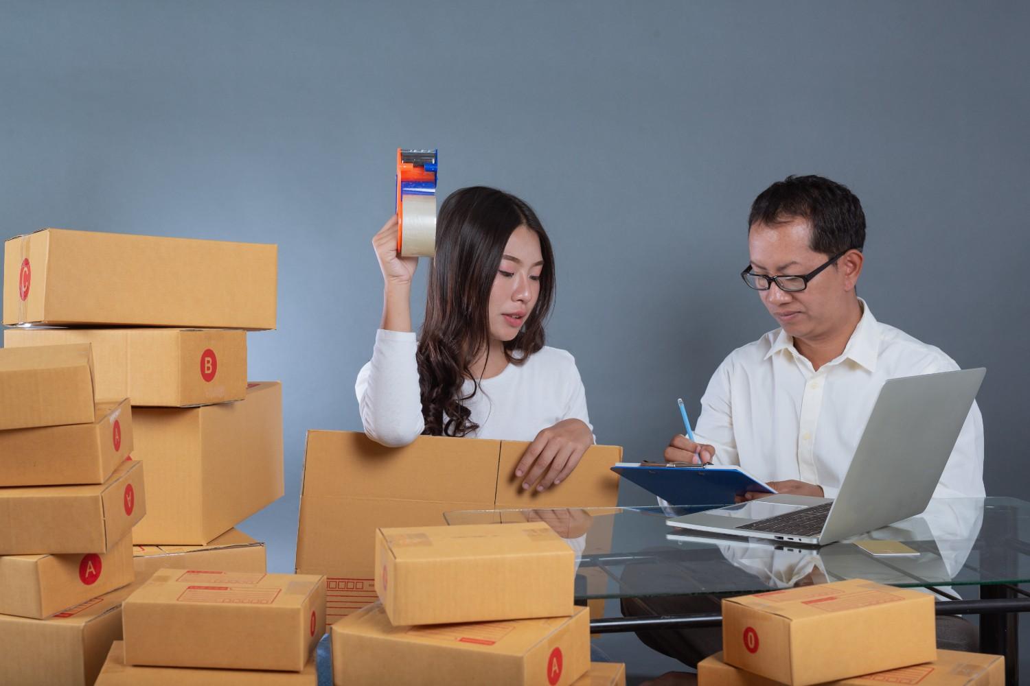 From First-Time Founder to E-Com Success: Finding the Best Way to Pay Chinese Suppliers
