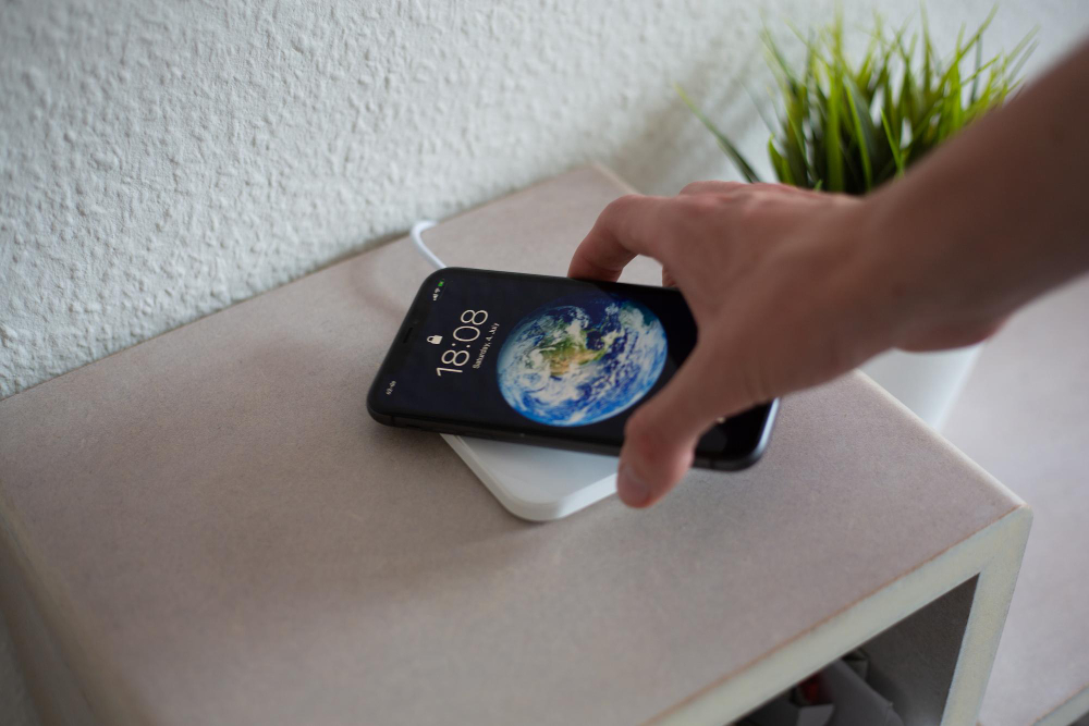 How Apple Intelligence Changes the Way iPhone Handles Daily Reminders and Focus