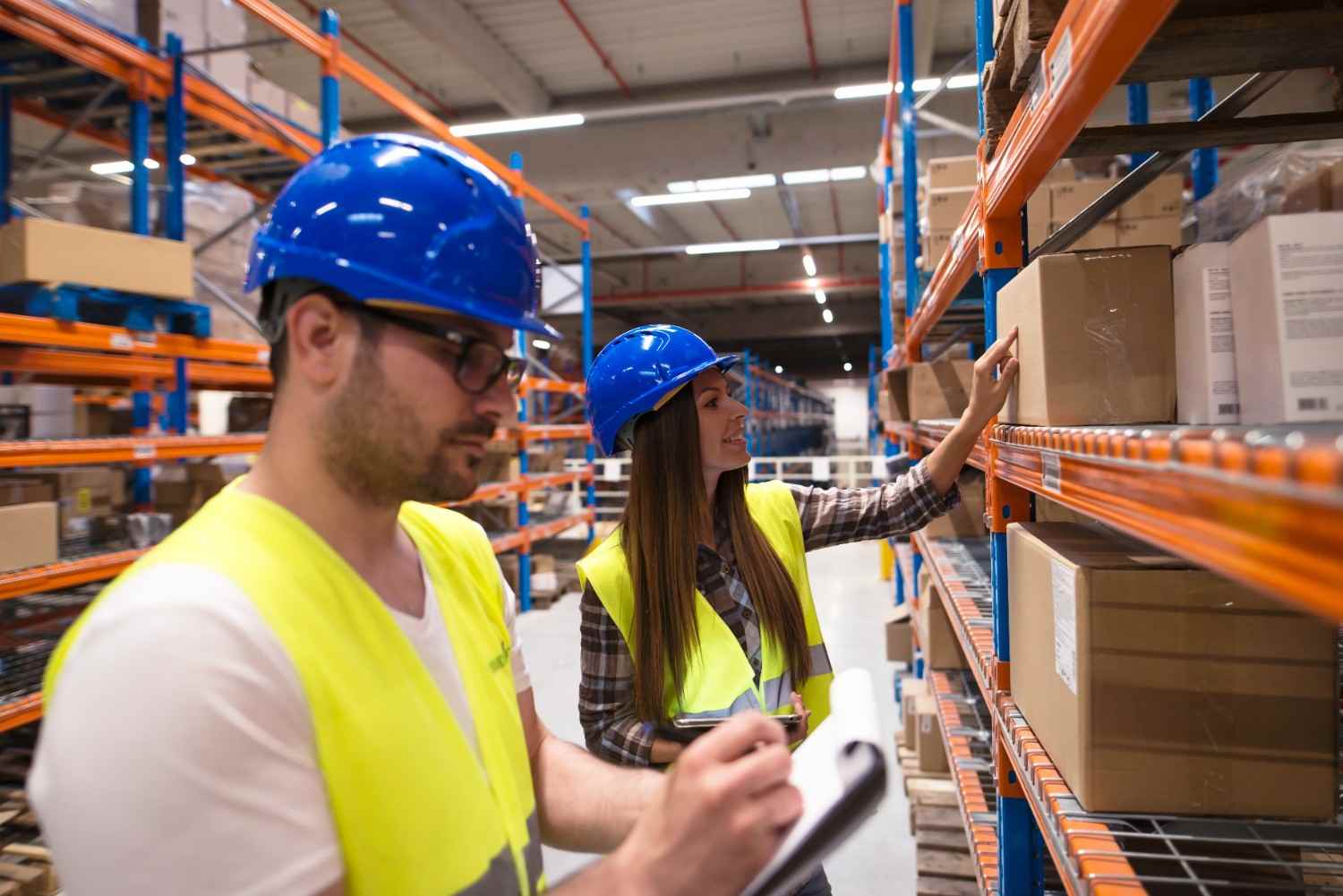 5 features to look for in a Warehouse Management Solution