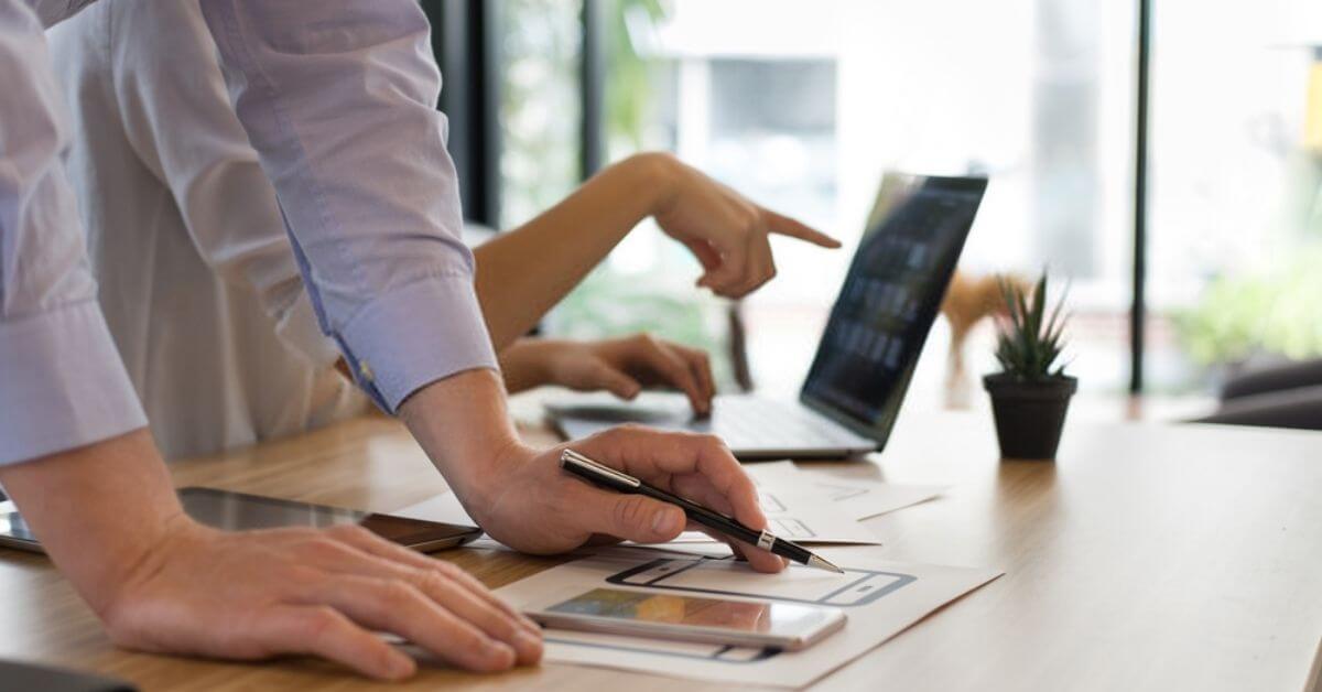 Top 5 Essential Factors to Consider While Designing Your Website